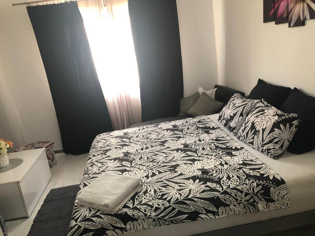 Appartement Garsoniera Aleea Trandafirilor à Băile Herculane Extérieur photo